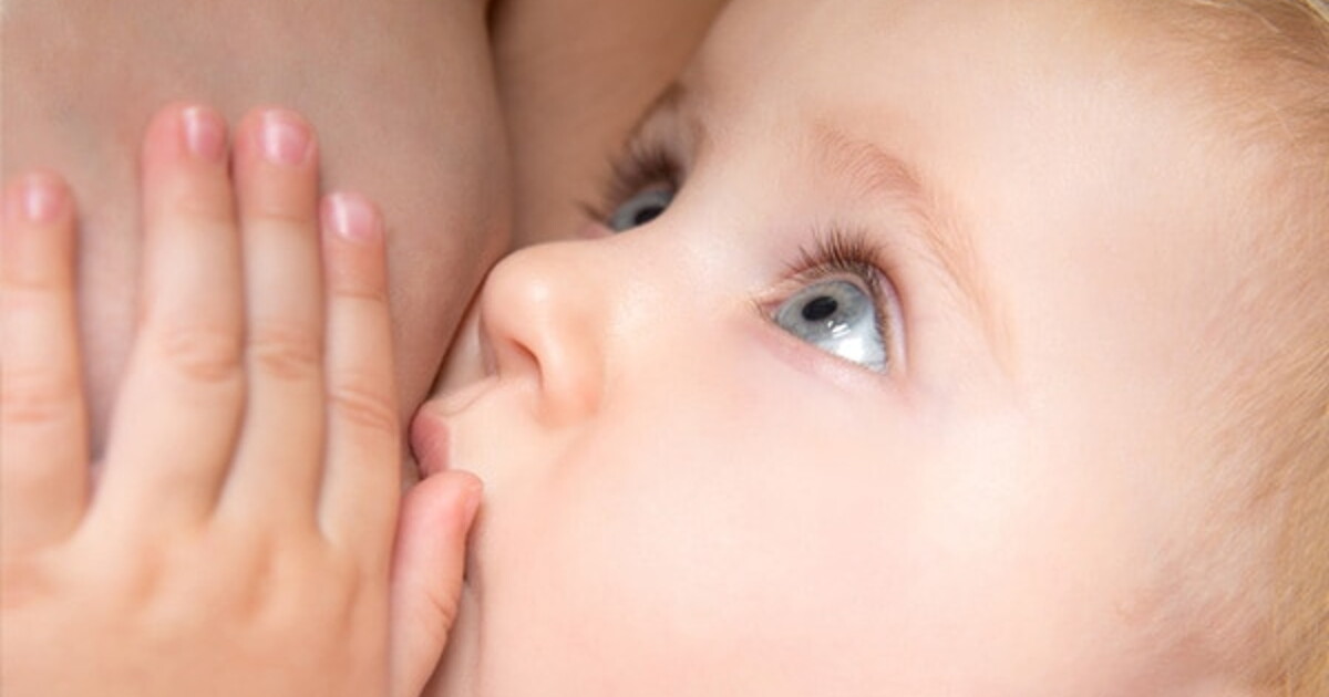 Dix gestes pour apaiser son bébé en cas de coliques ou pour rendre